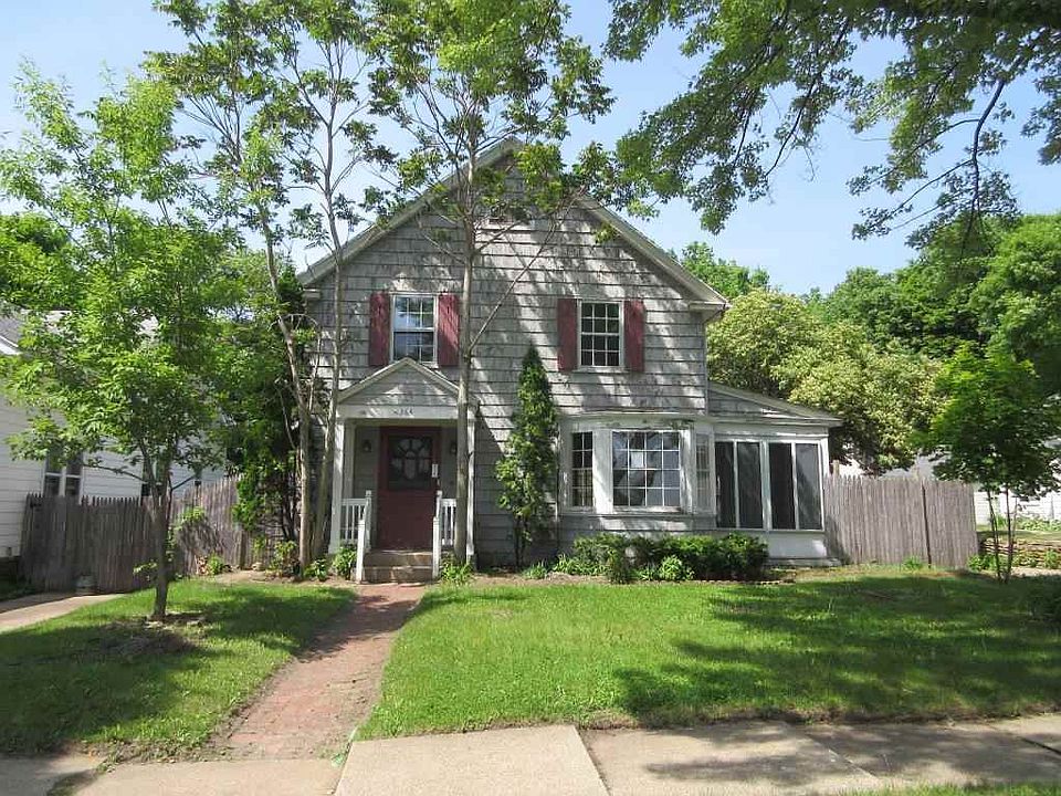 1st image of 1364 Boilvin Ave