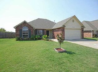 2403 Pheasant Dr, Claremore, OK 74019