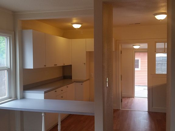4th image of 2814 E 24th St