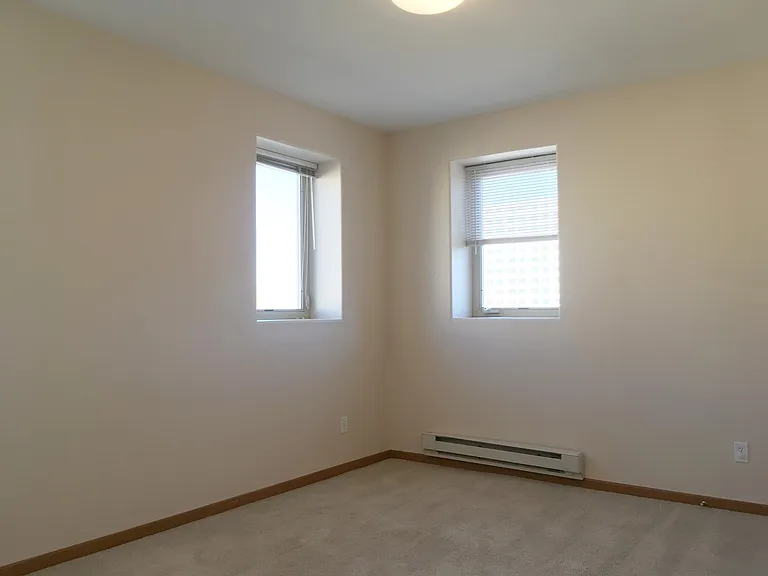 Apartments on Main - Live the Downtown Lifestyle — Photo 30