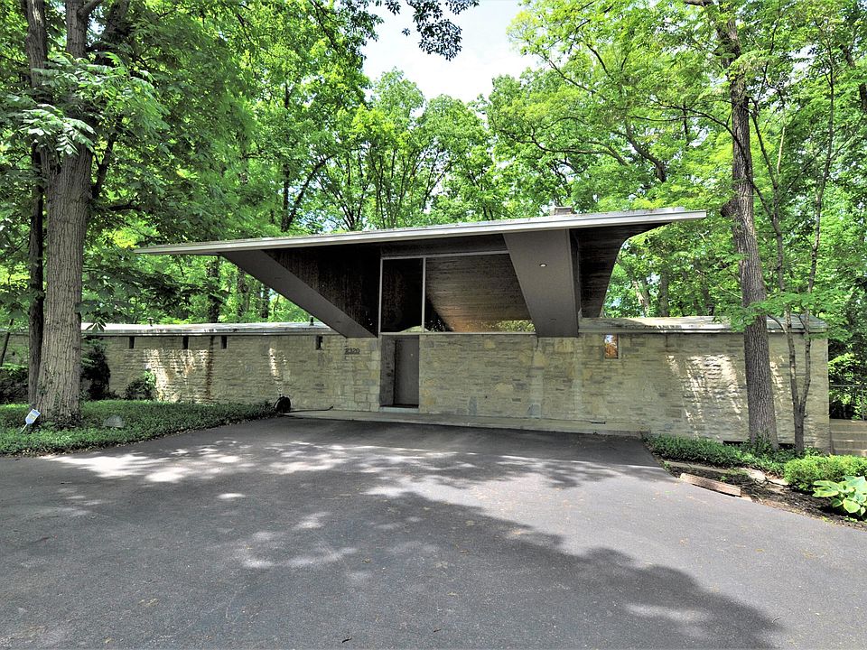 1st image of 2320 Hoxton Ct