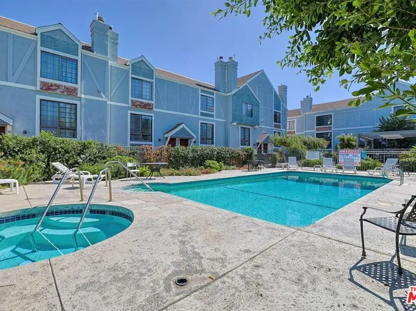 18100 Burbank Blvd Unit 17, Tarzana, CA 91356