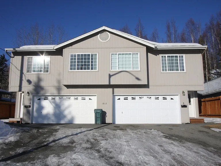 1612 Beaver Pl #2 — Photo 1