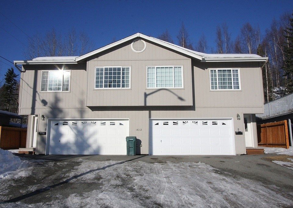 1st image of 1612 Beaver Pl #2