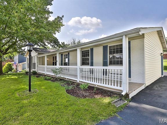 3rd image of 11858 Villa Dorado Dr