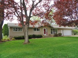 3280 Marthas Ln, Stevens Point, WI 54481