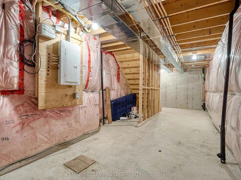 915 Georgetown Dr — Photo 29