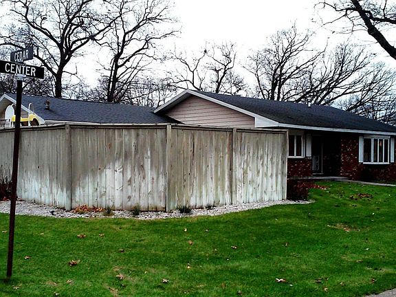 3rd image of 620 Center St