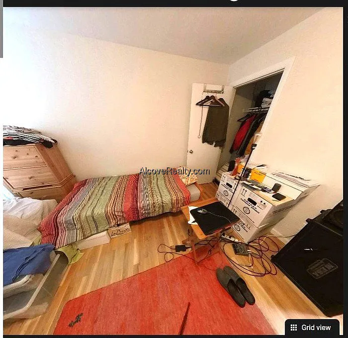 3 bed, 2.0 bath, $4,850 — Photo 3
