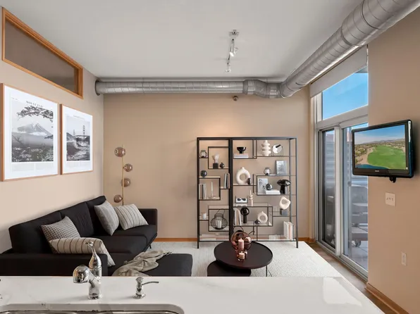 1211 Lagoon Ave Unit 209, Minneapolis, MN 55408