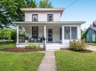 210 W Grant St, Plainwell, MI 49080