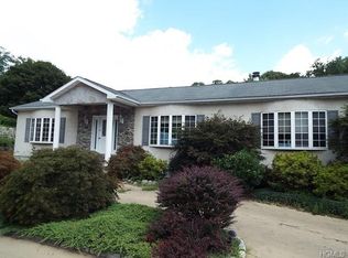 8 Anna Ct, Stony Pt, NY 10980