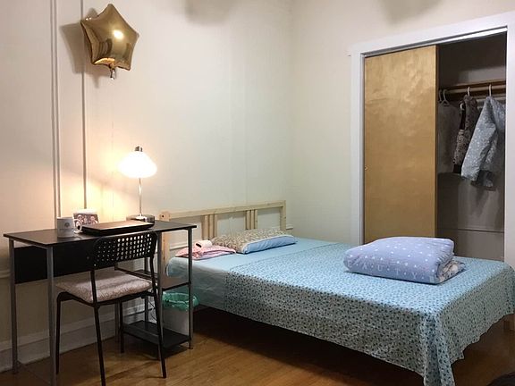 2nd image of 1010 Noyes St APT 311