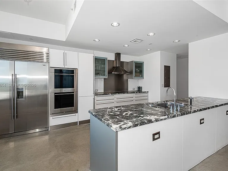 6101 Aqua Ave #702 — Photo 9