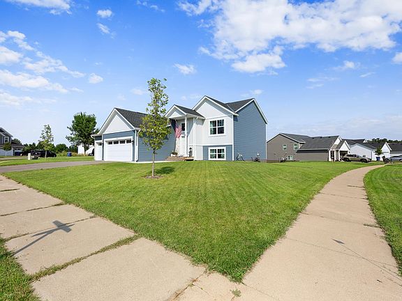 2nd image of 4706 8th Street Loop NE