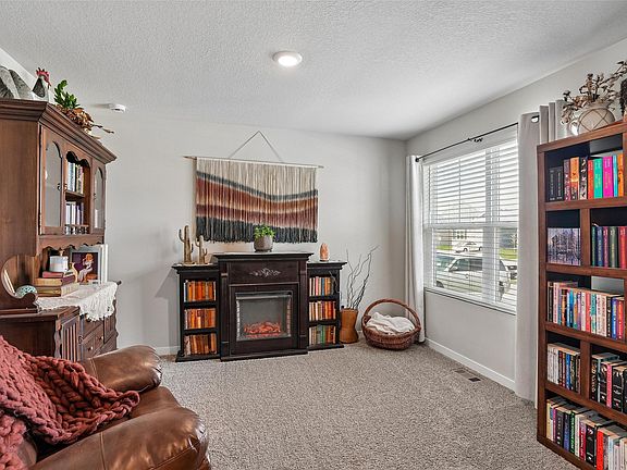 4th image of 4407 NE 15th St