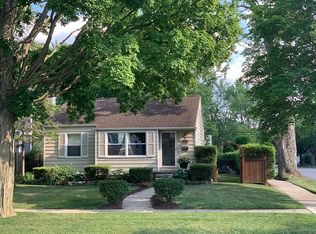 1612 Banbury Rd, Birmingham, MI 48009