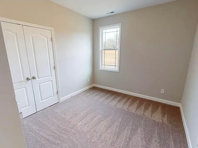 282 Parker Rd — Photo 9