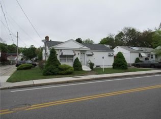 49 Woonasquatucket Ave, Providence, RI 02911