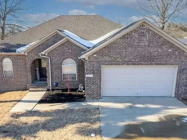 2813 Ewing Ln, Cabot, AR 72023