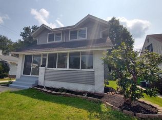 984 Parkside Dr, Alliance, OH