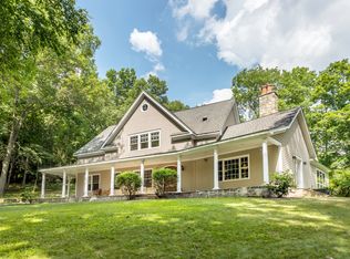 42 Sentry Hill Rd, Roxbury, CT 06783