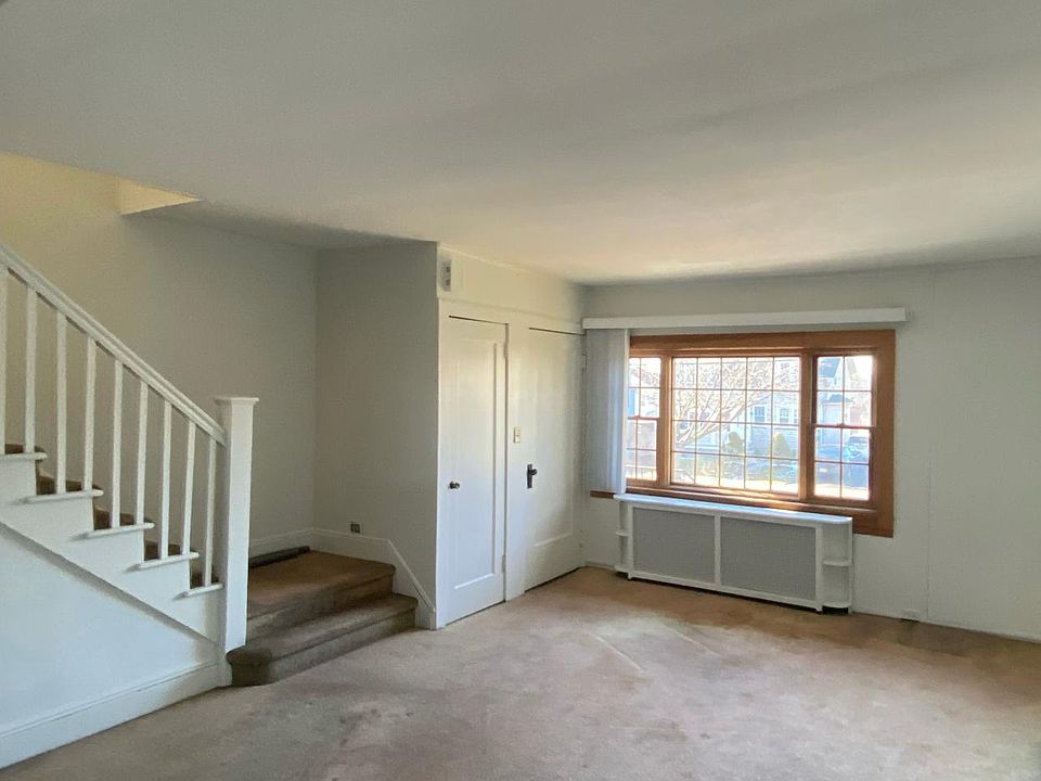1st image of 164 Prospect Ave