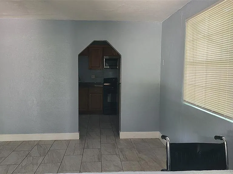 3507 E 29th Ave — Photo 4