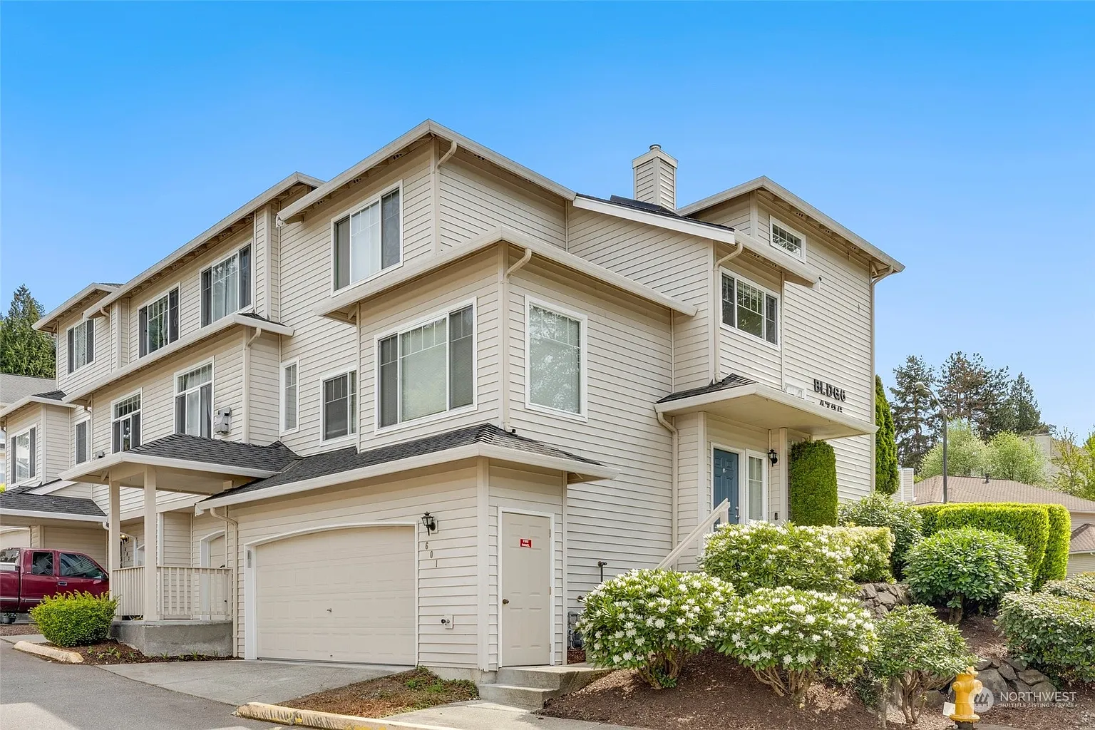 4726 Mill Pond Drive SE #601 photo 1