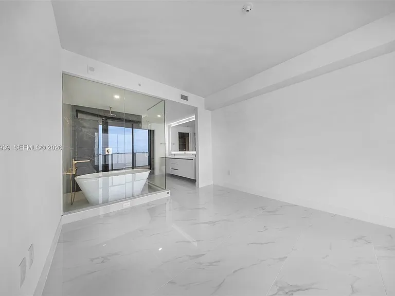 700 NE 24th St #1706 — Photo 23