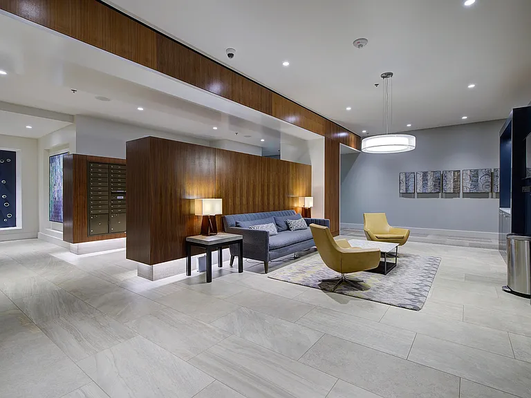waterfront_amenity_mailcoffeebar_01