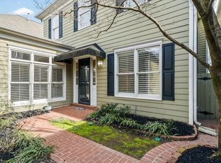 1004 River Landing Dr, Memphis, TN 38103