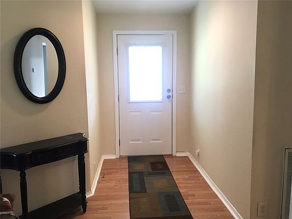 5th image of 1106 Navajo Dr