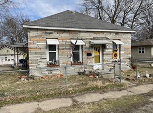 308 E Wilson St, Carterville, MO 64835