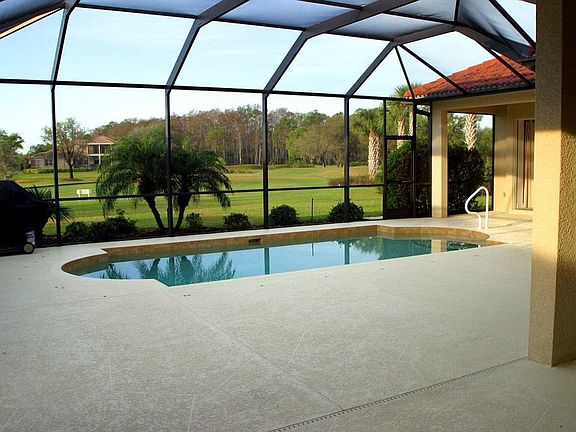 Pool and Lanai