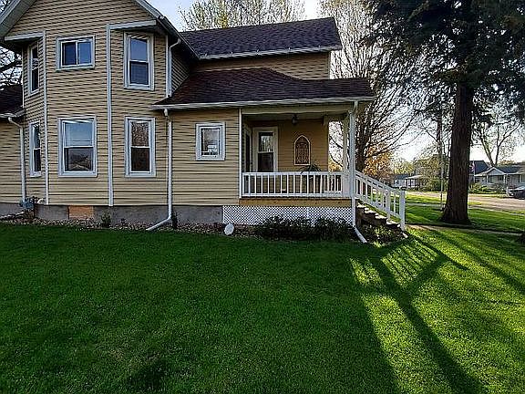 2nd image of 302 E Harrison St