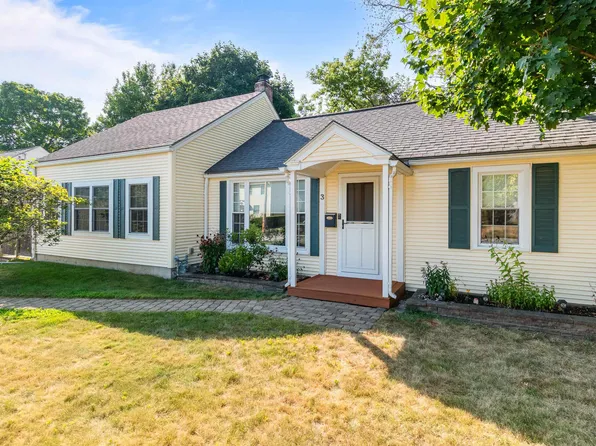 3 Curtis Avenue, Essex Junction, VT 05452