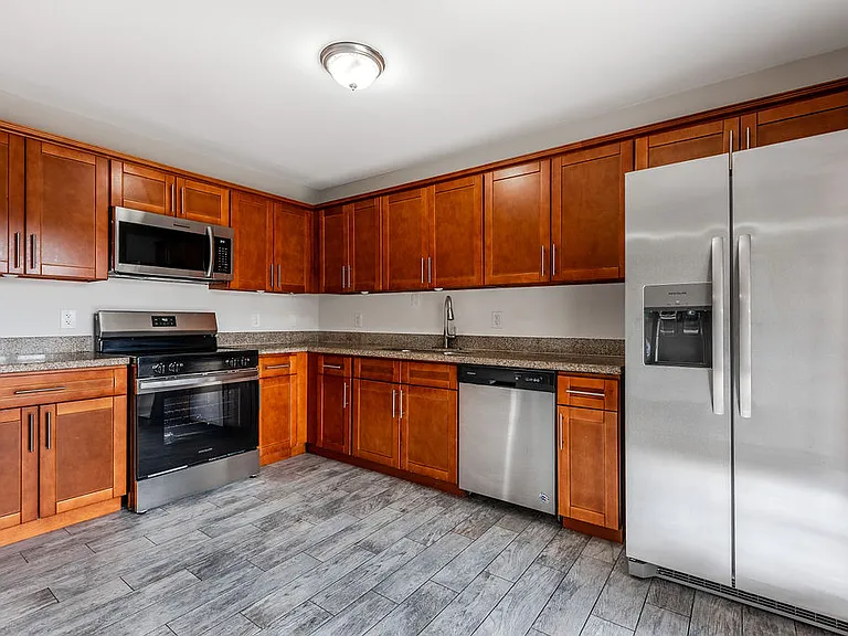1755 N Congress Ave — Photo 9