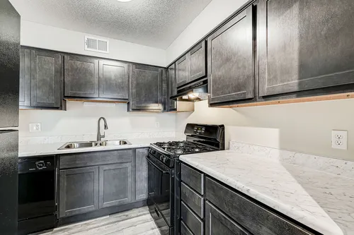 Ninth Avenue Apartments Photo 1