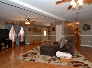 25 Woodhill Dr, Morehead, KY 40351