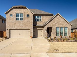 11308 Bull Head Ln, Roanoke, TX 76262