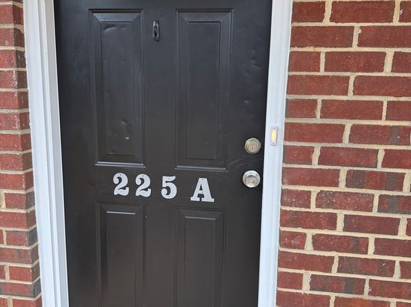 225 Springfield Cir #A