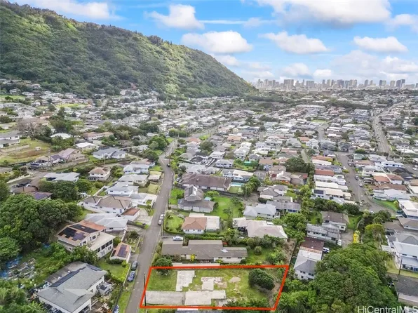 3252 Lower Rd, Honolulu, HI 96822