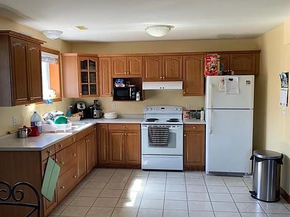 2nd image of 4708 Lavender Ave