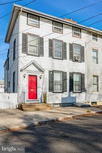 217 Penn St, Burlington, NJ, 08016