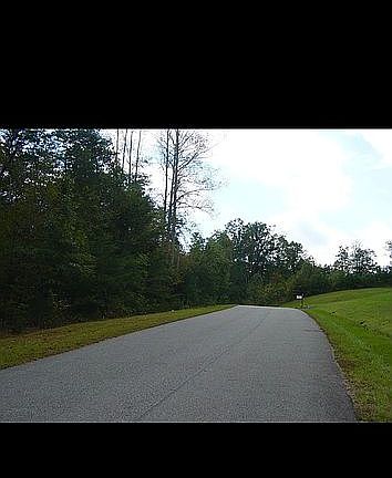 5th image of 152 Mill Brook Dr