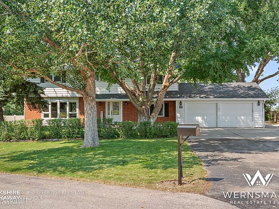 2nd image of 1006 S Warren Ave