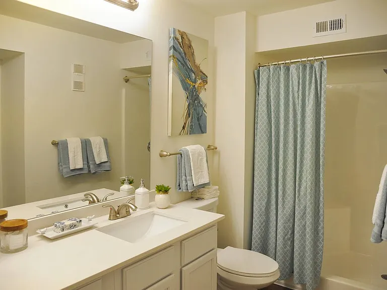 Bridlewood On Westland Apartments — Photo 33