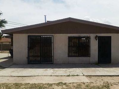 8860 Leopoldo St, El Paso, TX, 79907