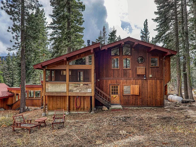4040 Zermatt Rd — Photo 34